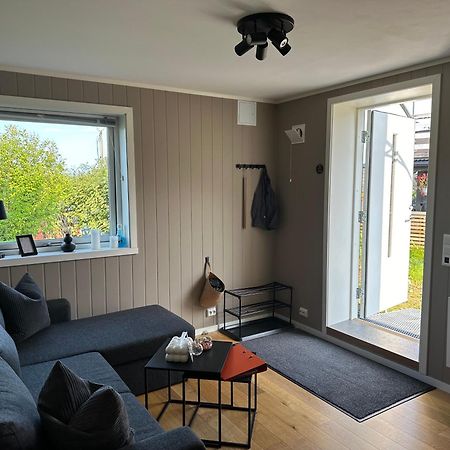 Aurora Apartment Very Close To Cable Car And Sherpatrappa Тромсьо Екстериор снимка